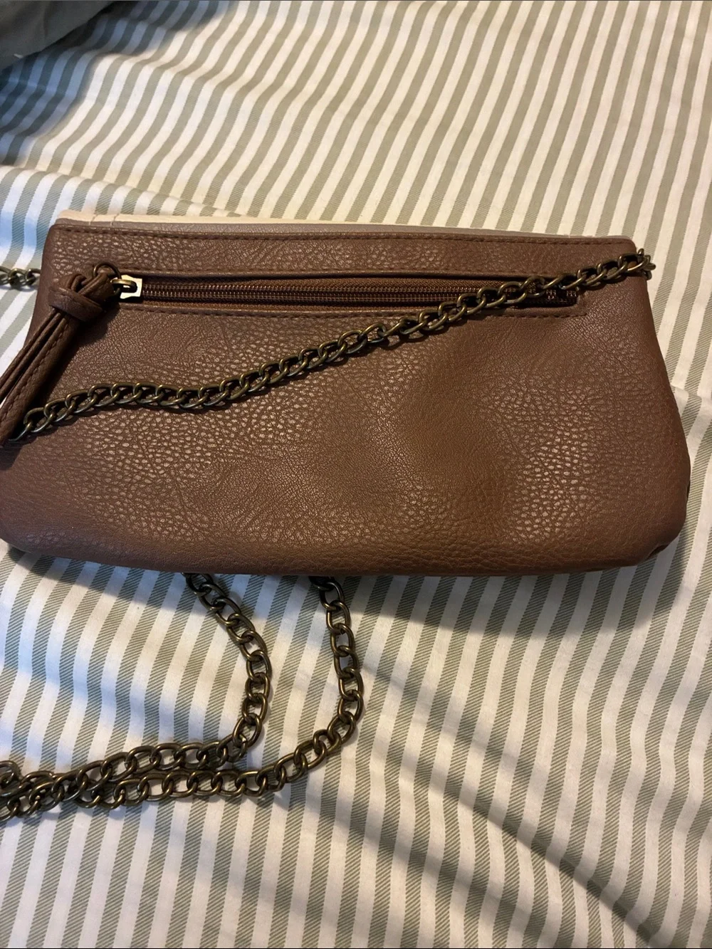 Maurices Clutch
